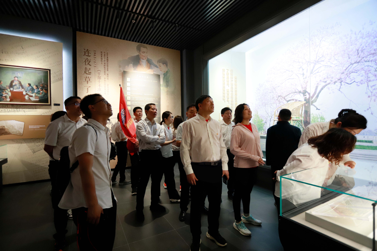 砥砺初心使命，汲取奋进力量丨OD（中国）一站式服务平台乳业集团党委组织开展学习“焦裕禄精神”主题党日活动