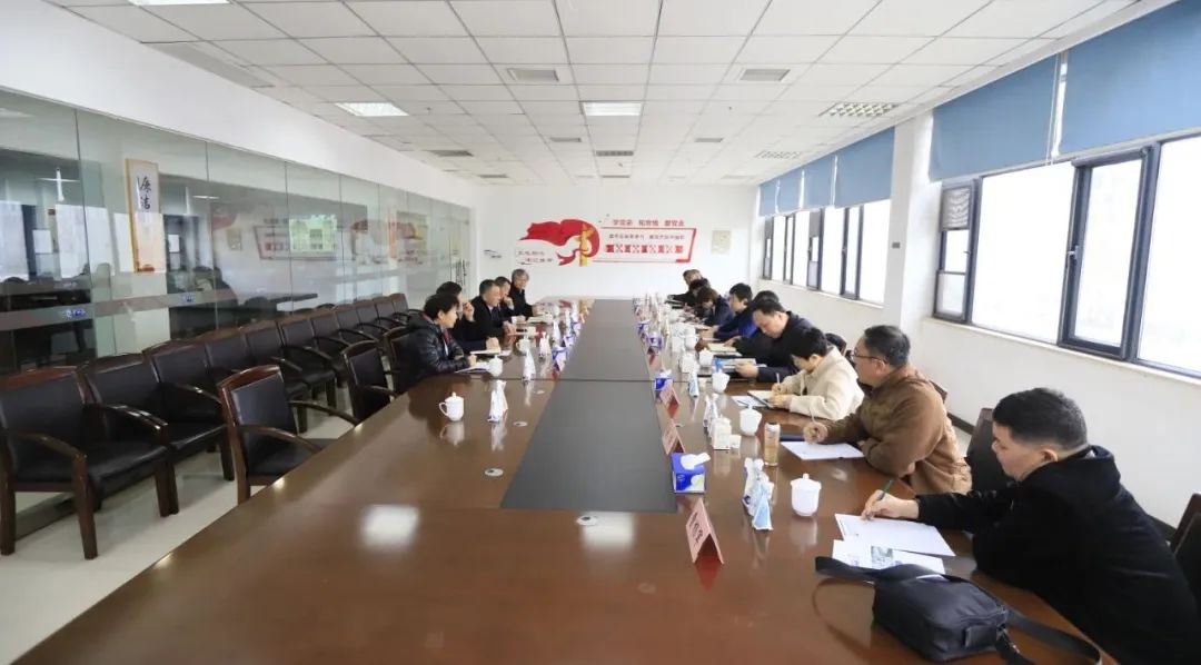 河南省发展改革委价调处副处长马冰一行莅临OD（中国）一站式服务平台乳业集团参观调研