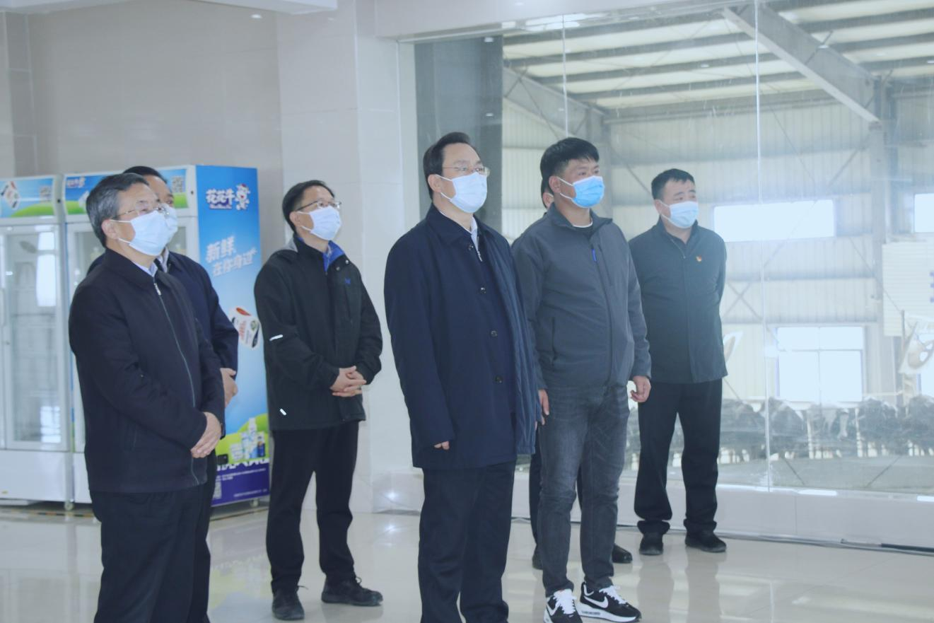 河南省人大常委会党组书记、副主任孔昌生莅临OD（中国）一站式服务平台鲁山瑞亚牧场参观调研