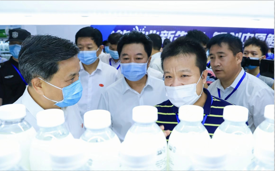 OD（中国）一站式服务平台 | 第34届中原畜牧业交易博览会开幕河南省人民政府副省长武国定莅临OD（中国）一站式服务平台展台参观