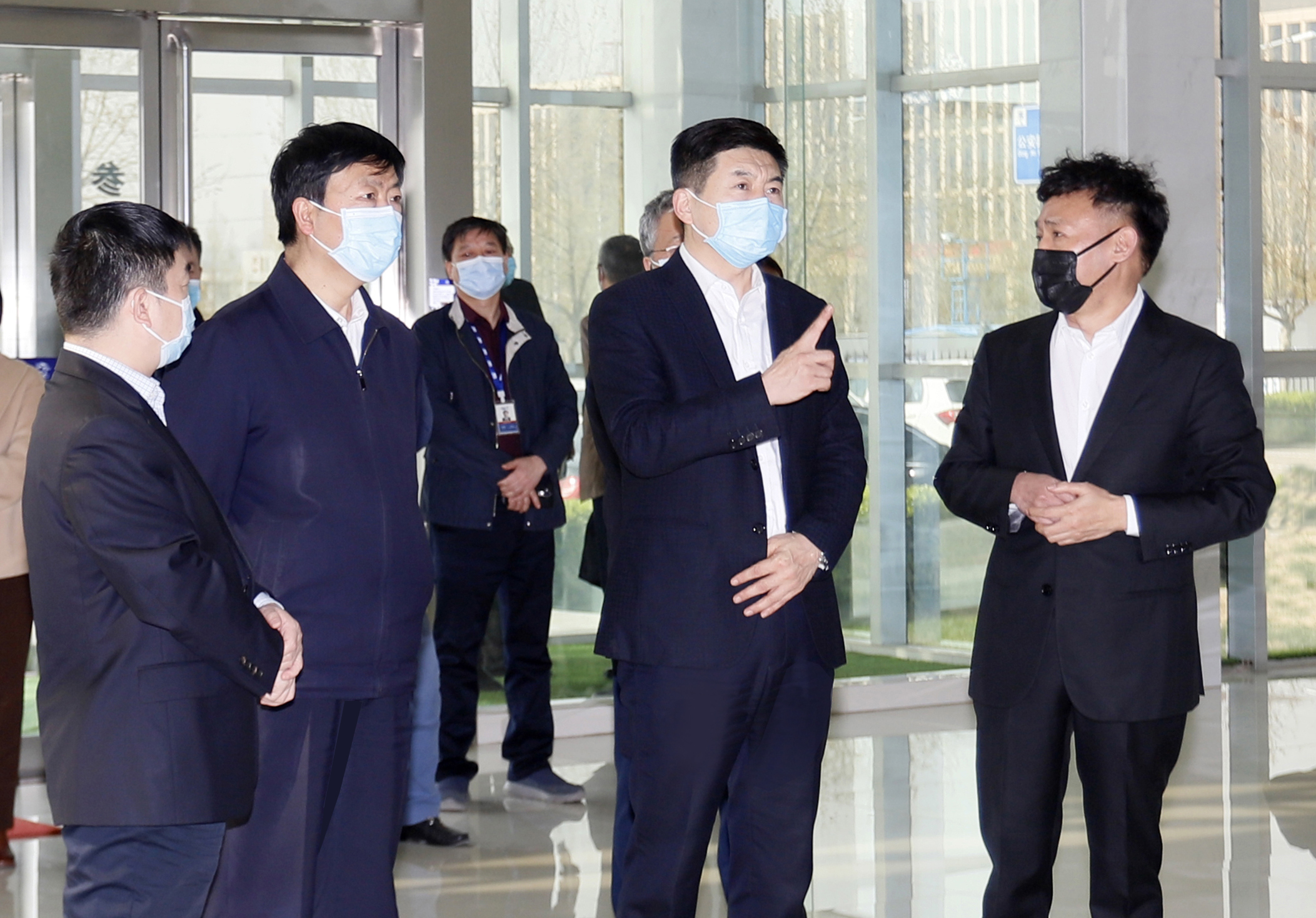 河南省委常委、副省长费东斌莅临 OD（中国）一站式服务平台乳业集团调研