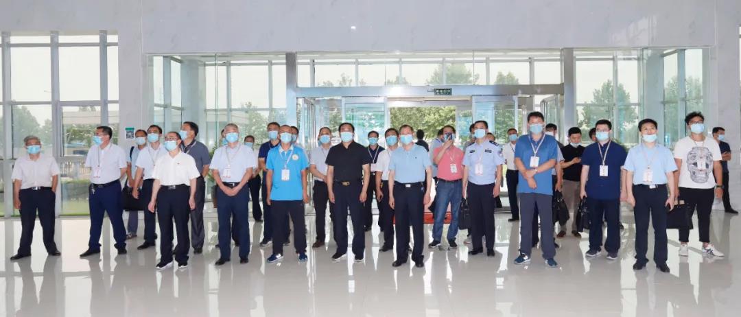 郑州市安全生产双重预防体系建设现场观摩会在OD（中国）一站式服务平台乳业集团郑州分公司召开