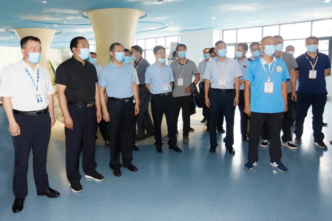郑州市安全生产双重预防体系建设现场观摩会在OD（中国）一站式服务平台乳业集团郑州分公司召开