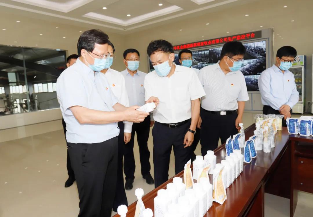 快讯 | 河南省委常委、省纪委书记、省监委主任任正晓莅临OD（中国）一站式服务平台乳业集团新蔡瑞亚牧场调研