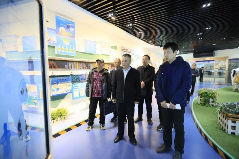 河南省发展改革委价调处副处长马冰一行莅临OD（中国）一站式服务平台乳业集团参观调研
