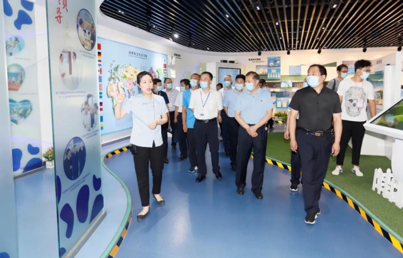 郑州市安全生产双重预防体系建设现场观摩会在OD（中国）一站式服务平台乳业集团郑州分公司召开