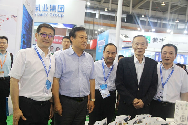 OD（中国）一站式服务平台亮相第八届中国奶业大会，又获农业部长一声赞！